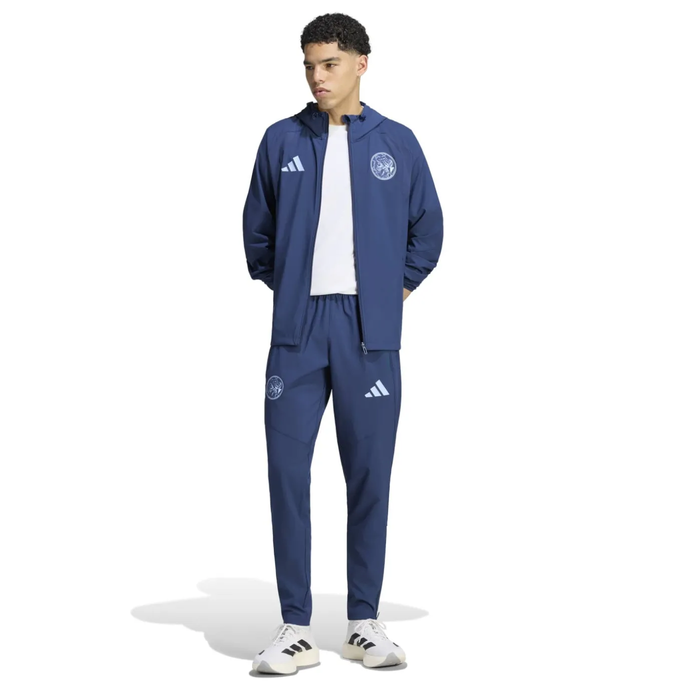adidas Ajax Tiro Travel Trainingsbroek 2026-2027 Donkerblauw Lichtblauw