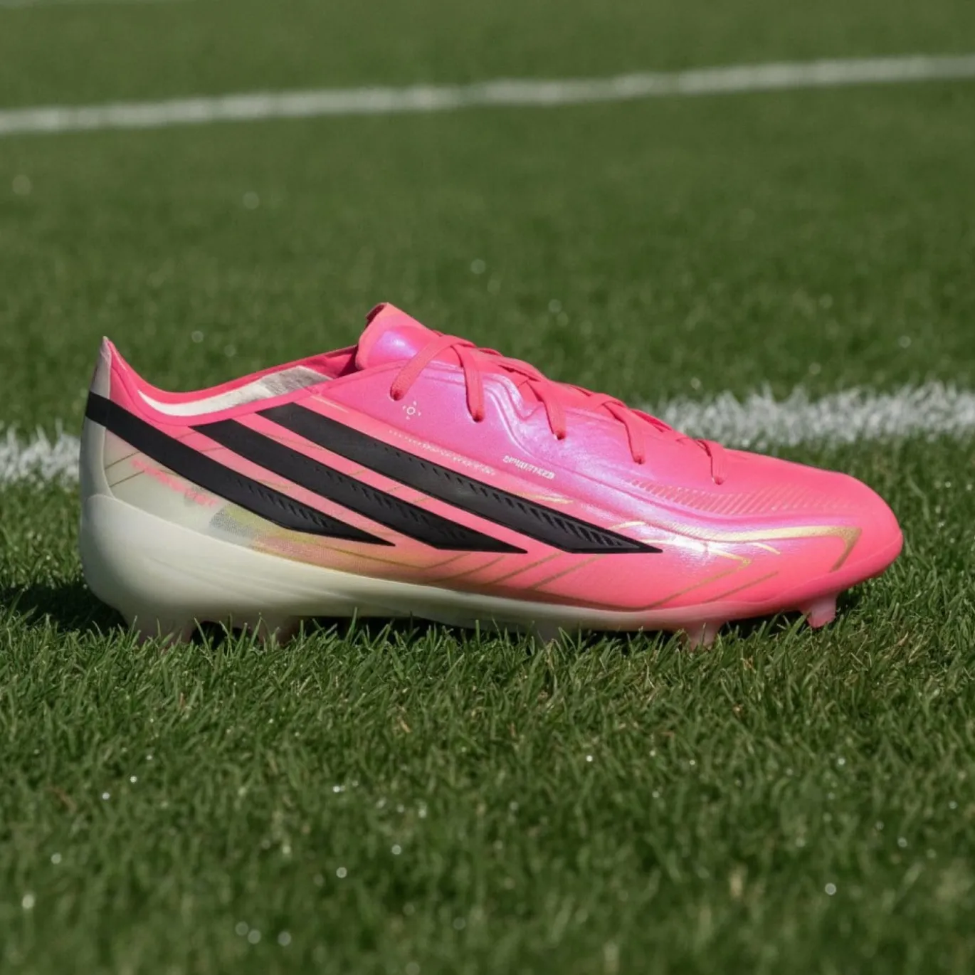 adidas F50 Hyperfast Elite Gras Voetbalschoenen (FG) Kids Felroze Zwart Goud Wit