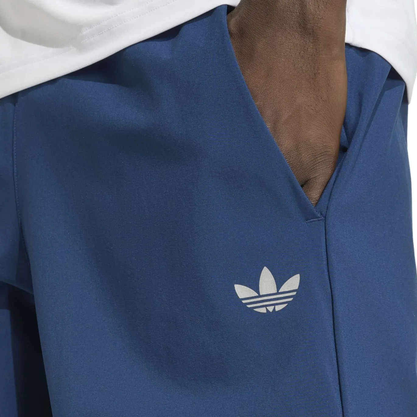 adidas Tech Trefoil Essential Woven Trainingsbroekje Donkerblauw