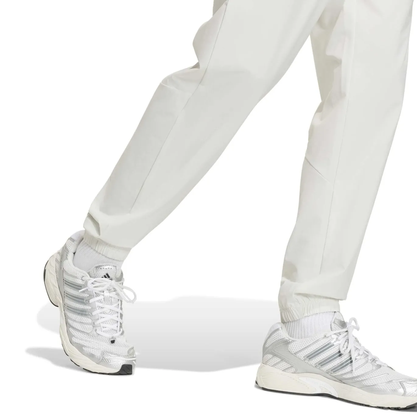 adidas Tech Trefoil Essential Woven Trainingsbroek Lichtgrijs Zilver