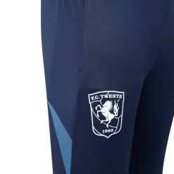 Castore FC Twente Trainingspak 1/4-Zip 2026-2027 Lichtblauw Donkerblauw Donkergrijs