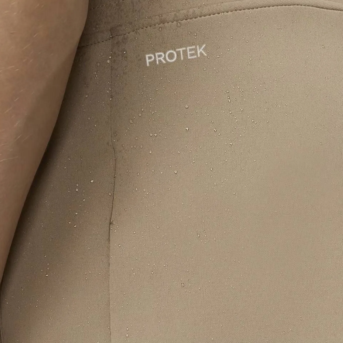 Castore Scuba Joggingbroek Beige Zwart