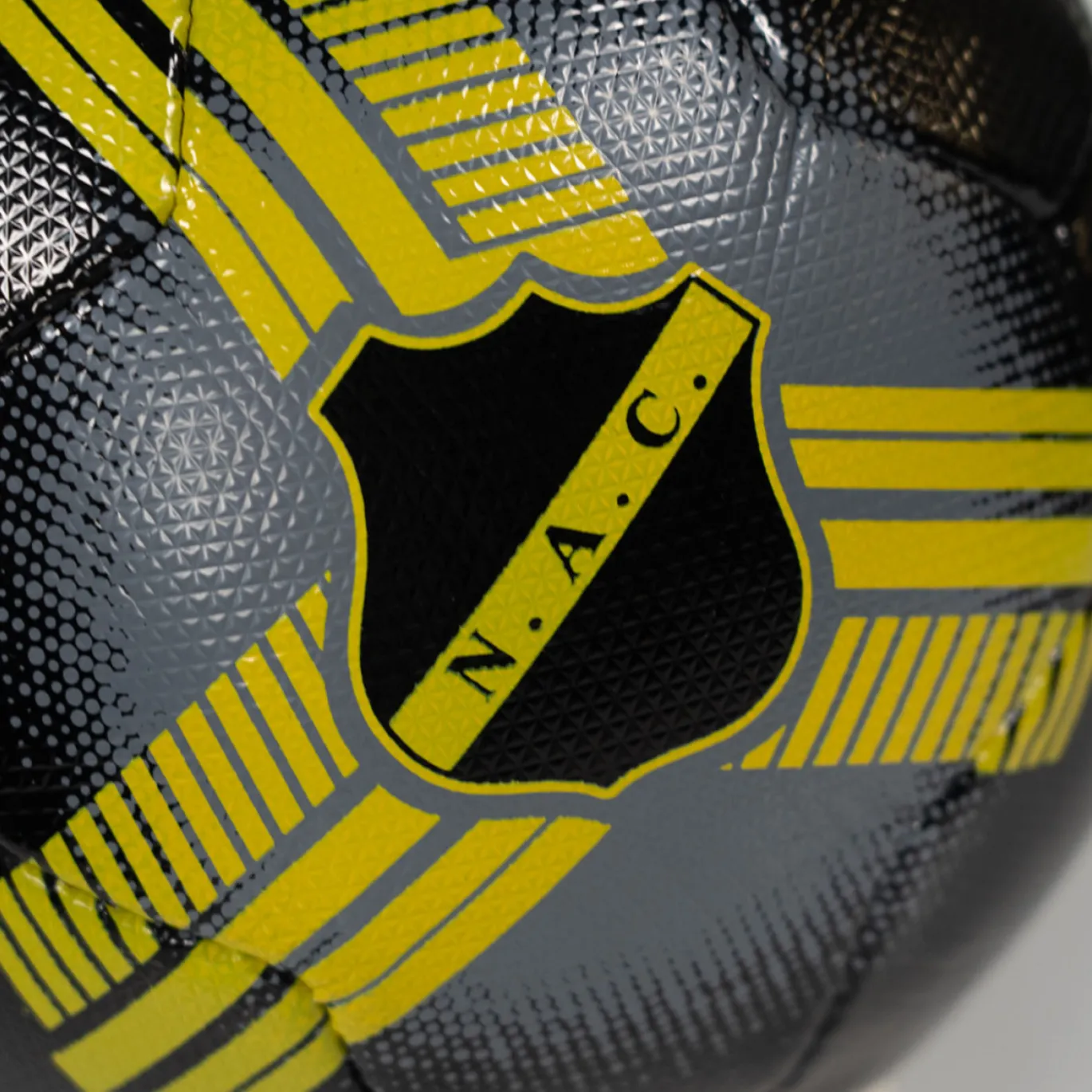 NAC Breda Voetbal 2025-2026 Zwart Geel