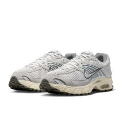 Nike Air Max Moto 2K Sneakers Grijs Zilvergrijs Coconut Milk Summit White