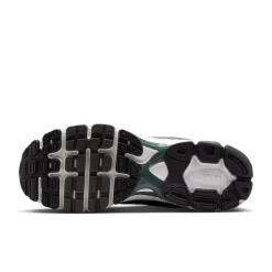 Nike Air Max Moto 2K Sneakers Wit Camogroen Zwart Metallic Silver