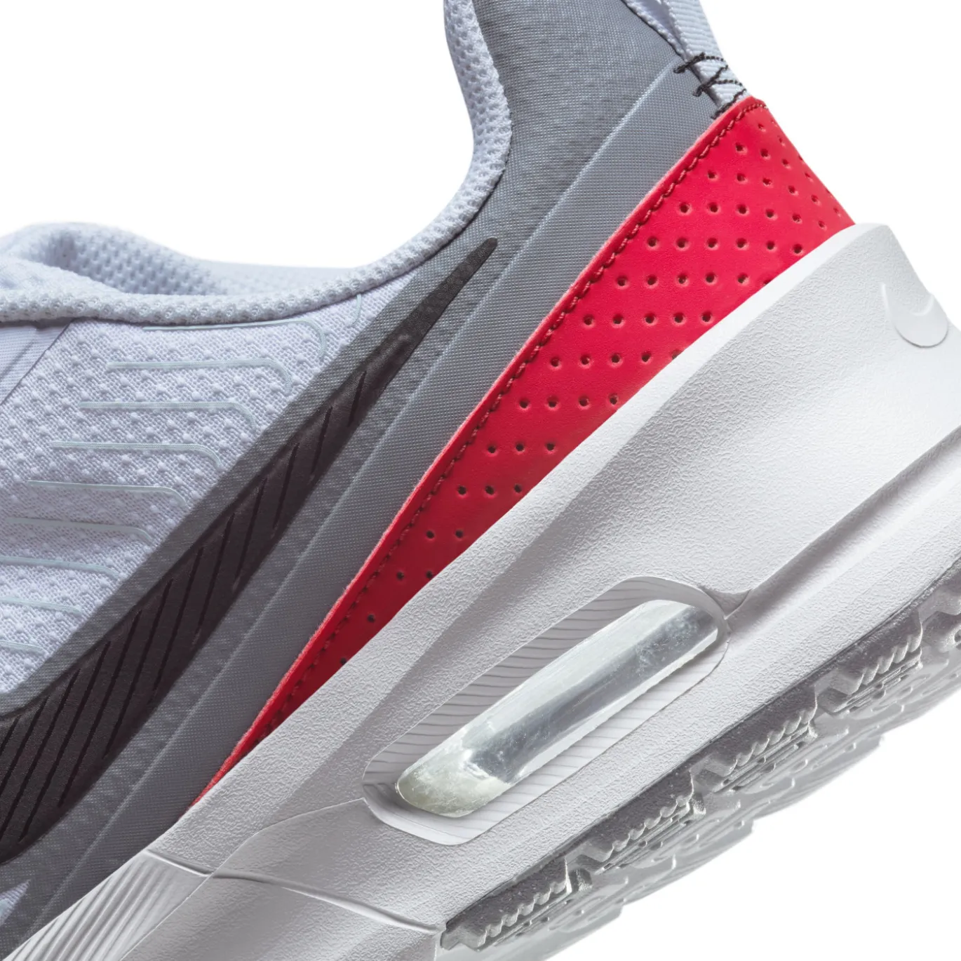 Nike Air Max Nuaxis Sneakers Lichtblauw Grijs Rood Zwart