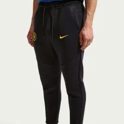 Nike Chelsea Tech Fleece Joggingbroek 2026-2027 Zwart Goudgeel