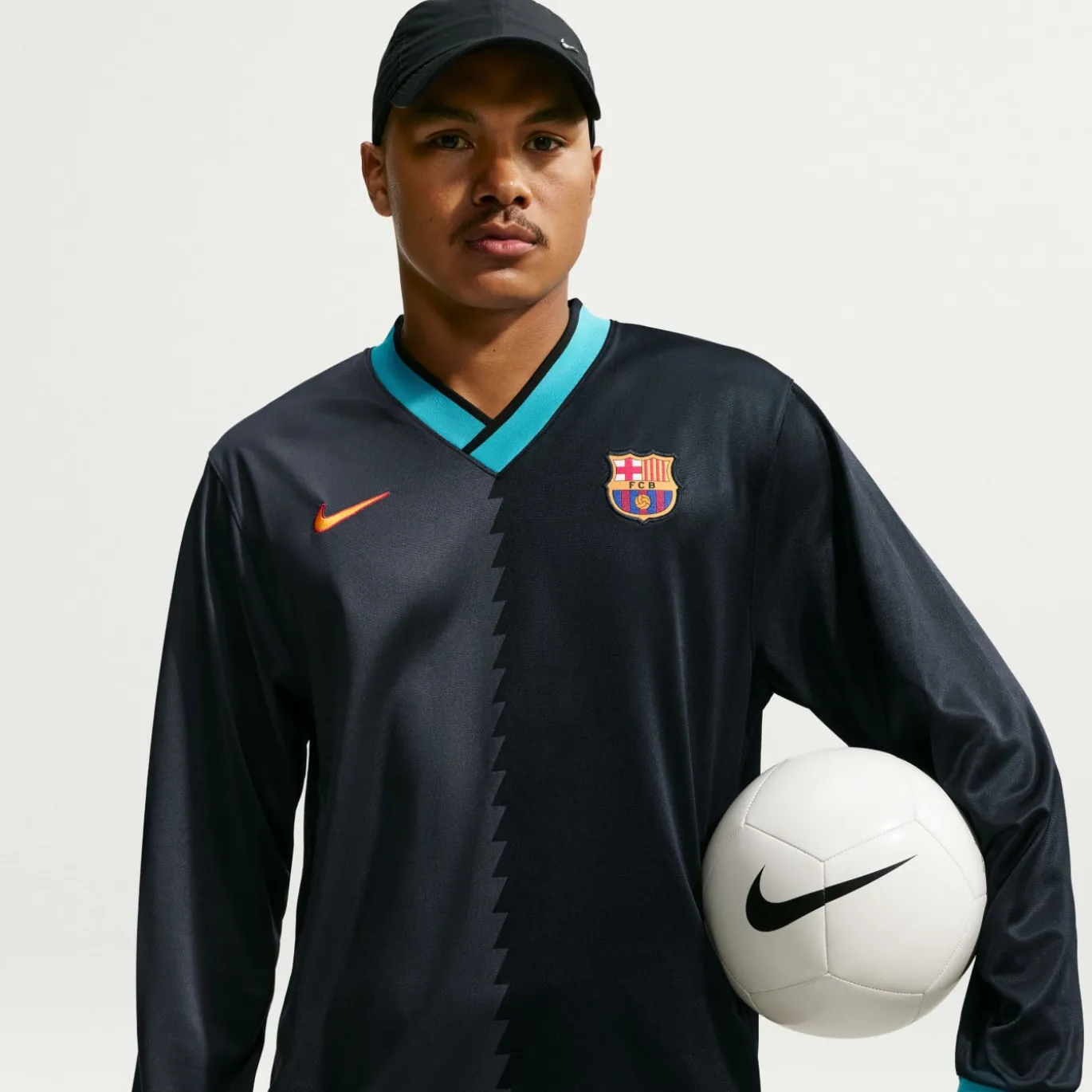 Nike FC Barcelona Energy Shirt Lange Mouwen 2026-2027 Zwart Donkergrijs Lichtblauw Goudgeel