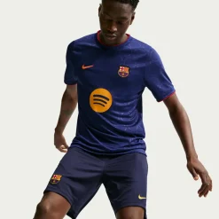 Nike FC Barcelona Pre-Match Trainingsshirt 2026-2027 Blauw Rood Geel