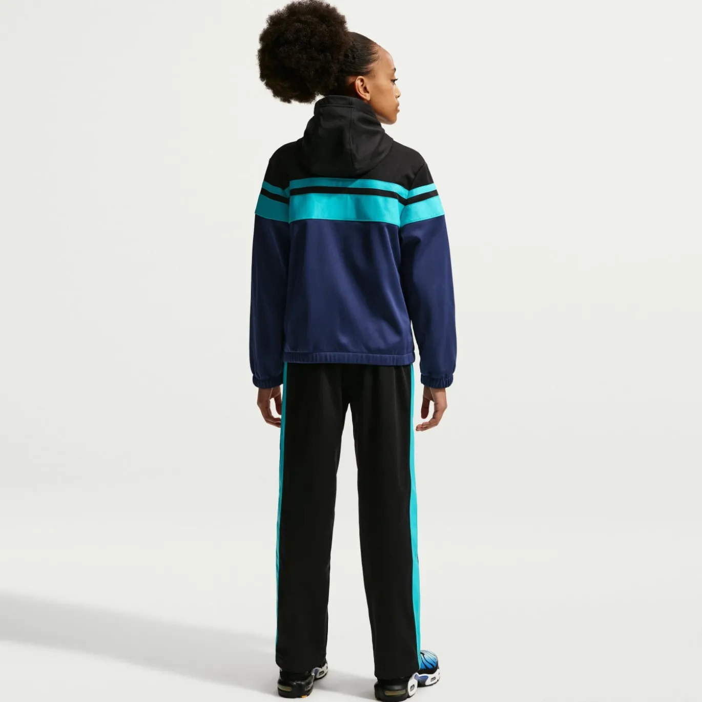 Nike FC Barcelona Sportswear Trainingspak 2026-2027 Kids Zwart Donkerblauw Blauwgroen Goudgeel