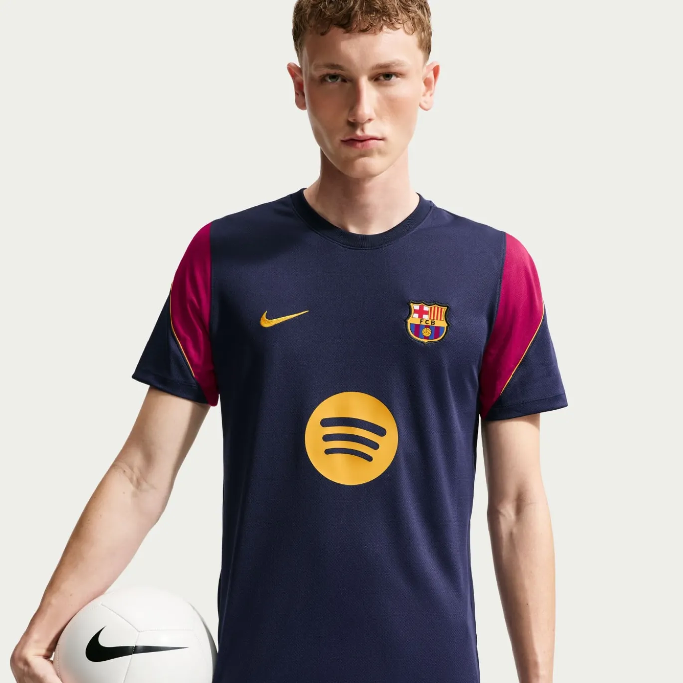 Nike FC Barcelona Strike Trainingsshirt 2026-2027 Donkerblauw Rood Geel