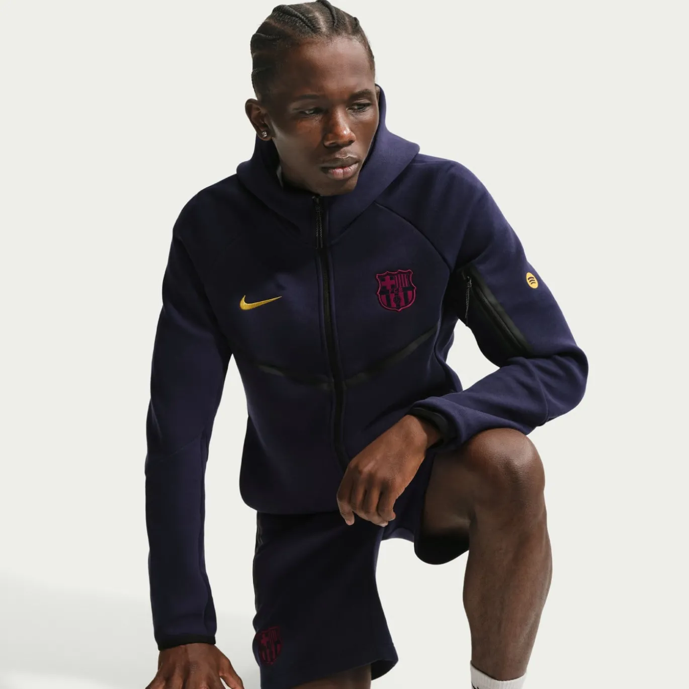 Nike FC Barcelona Tech Fleece Vest 2026-2027 Donkerblauw Zwart Geel Roze