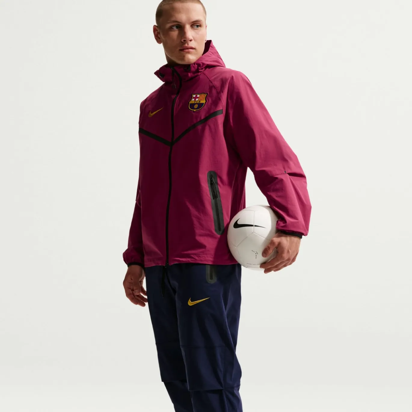 Nike FC Barcelona Tech Woven Trainingsbroek 2026-2027 Donkerblauw Geel