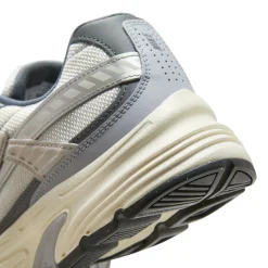 Nike Initiator Sneakers Lichtgrijs Lichtblauw Wit