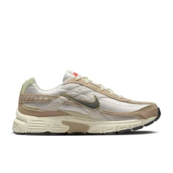 Nike Initiator Sneakers Wit Lichtbruin Beige