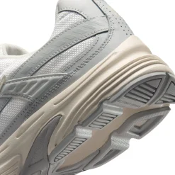 Nike Initiator Sneakers Zilvergrijs Lichtgrijs Gebroken Wit