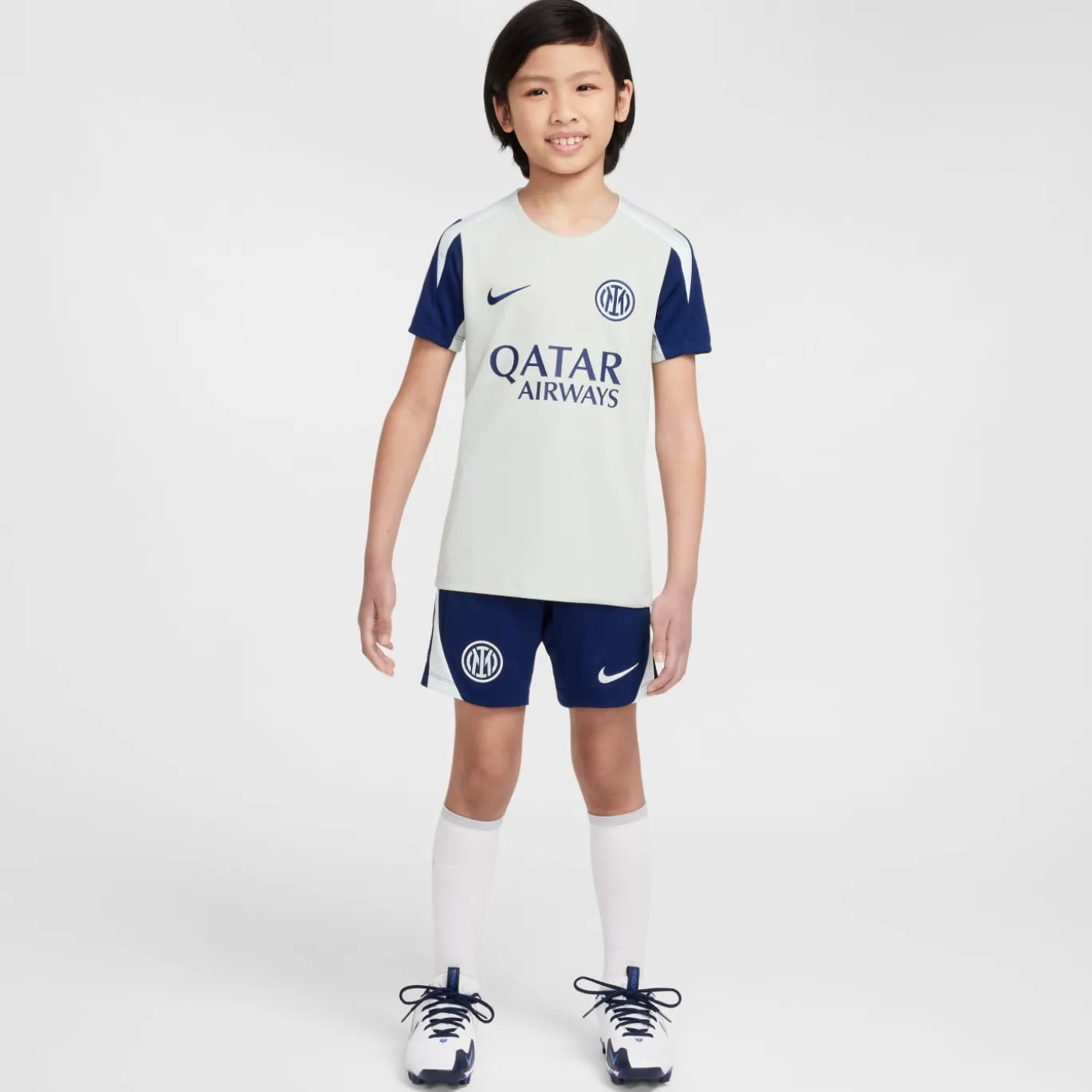 Nike Inter Milan Strike Trainingsshirt 2025-2026 Kids Lichtgrijs Donkerblauw Wit