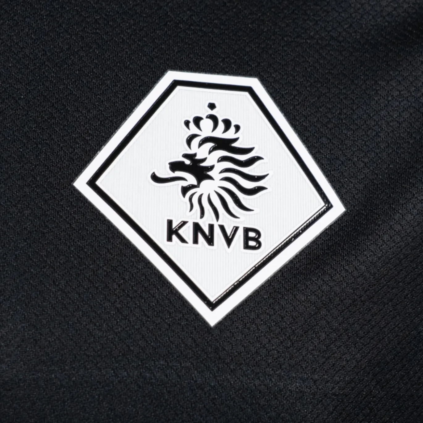Nike KNVB ARAG Scheidsrechters Trainingsshirt 2026-2028 Zwart Wit