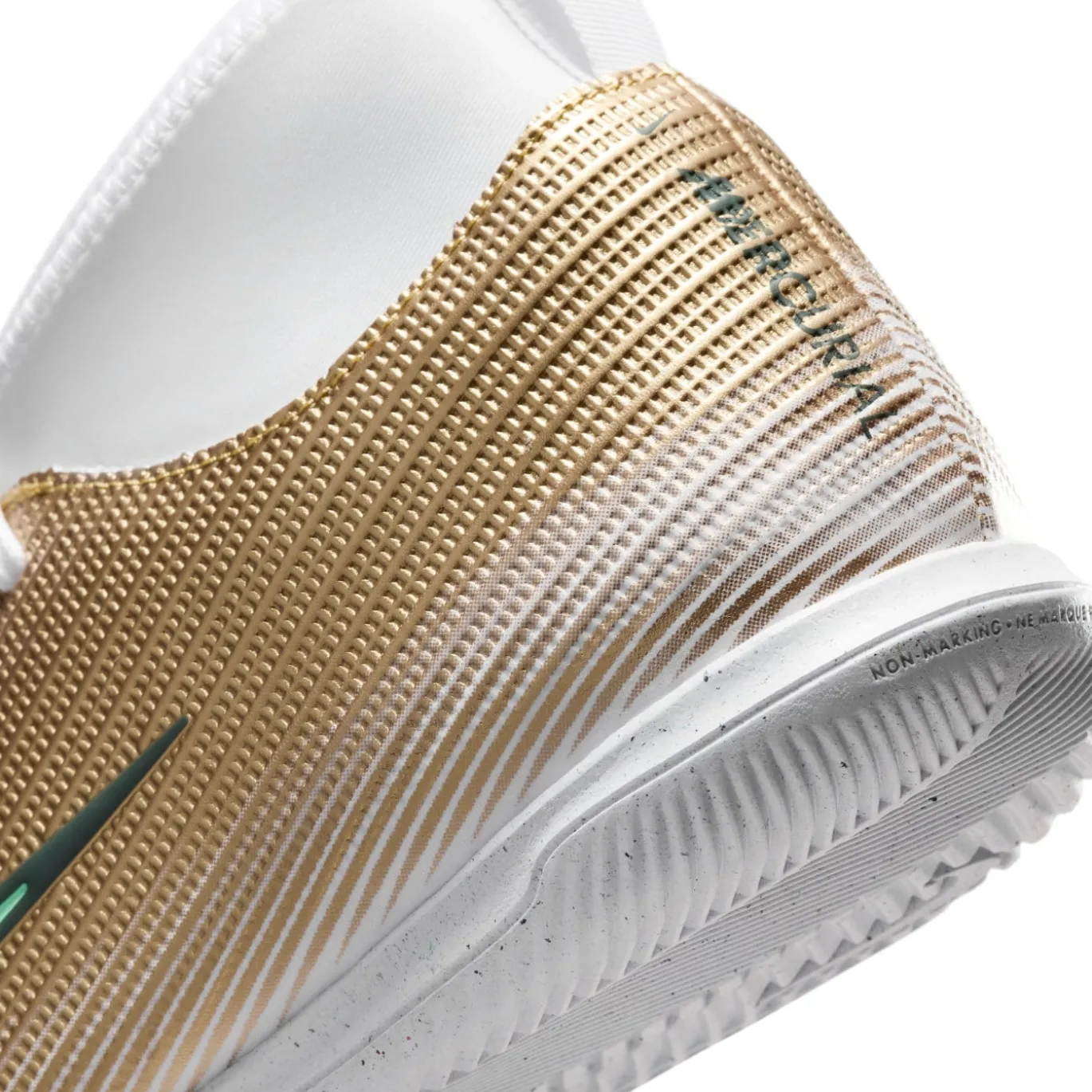 Nike Mercurial Superfly 11 Mbappé Club Zaalvoetbalschoenen (IN) Kids Goud Groen Wit