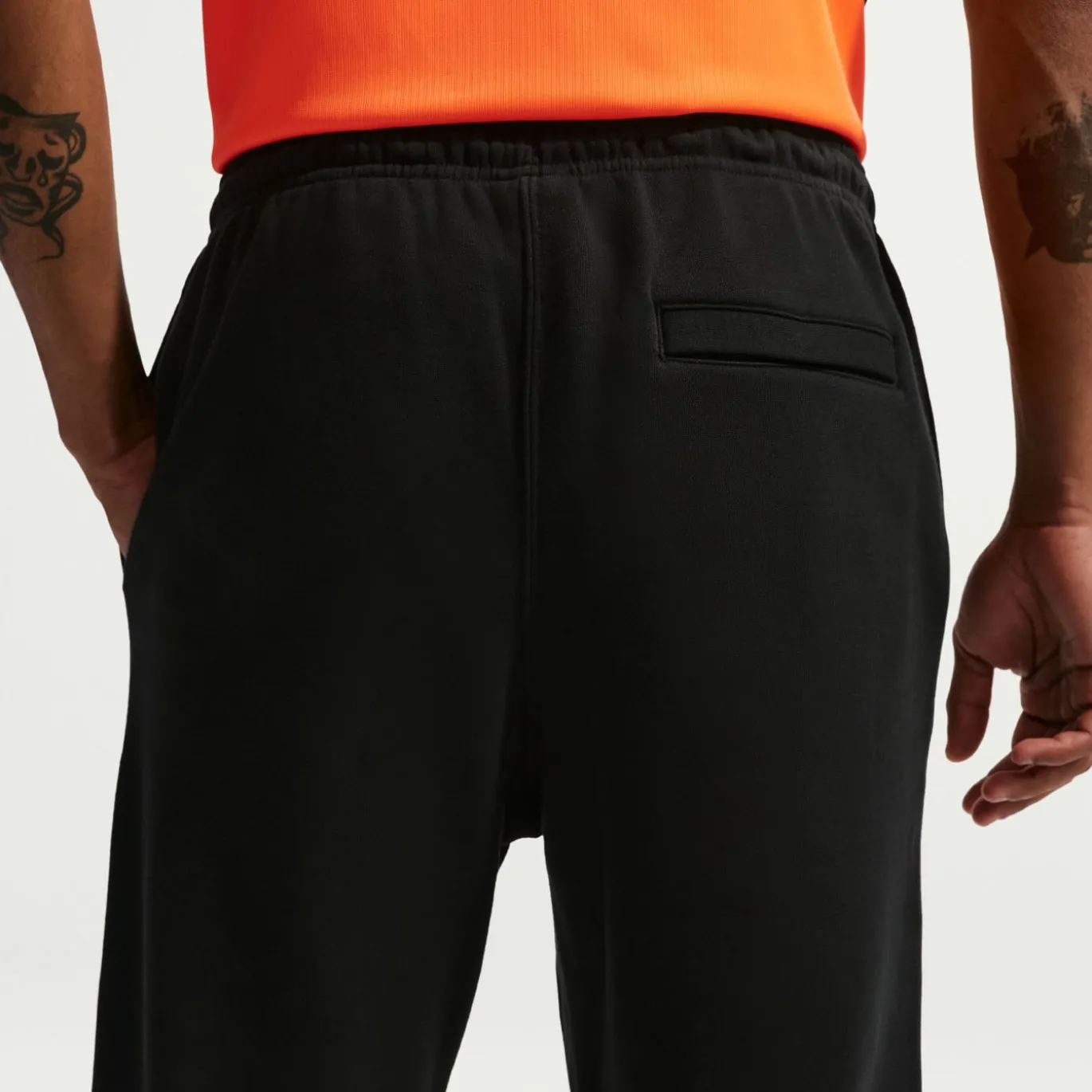 Nike Nederland Club Sportswear Joggingbroek 2026-2028 Zwart Oranje
