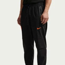 Nike Nederland Tech Woven Trainingsbroek 2026-2028 Zwart Oranje