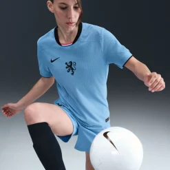 Nike Nederland Uitshirt Authentic OranjeLeeuwinnen 2025-2027 Dames + EK 2025 Badges
