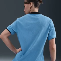 Nike Nederland Uitshirt Authentic OranjeLeeuwinnen 2025-2027 Dames + EK 2025 Badges
