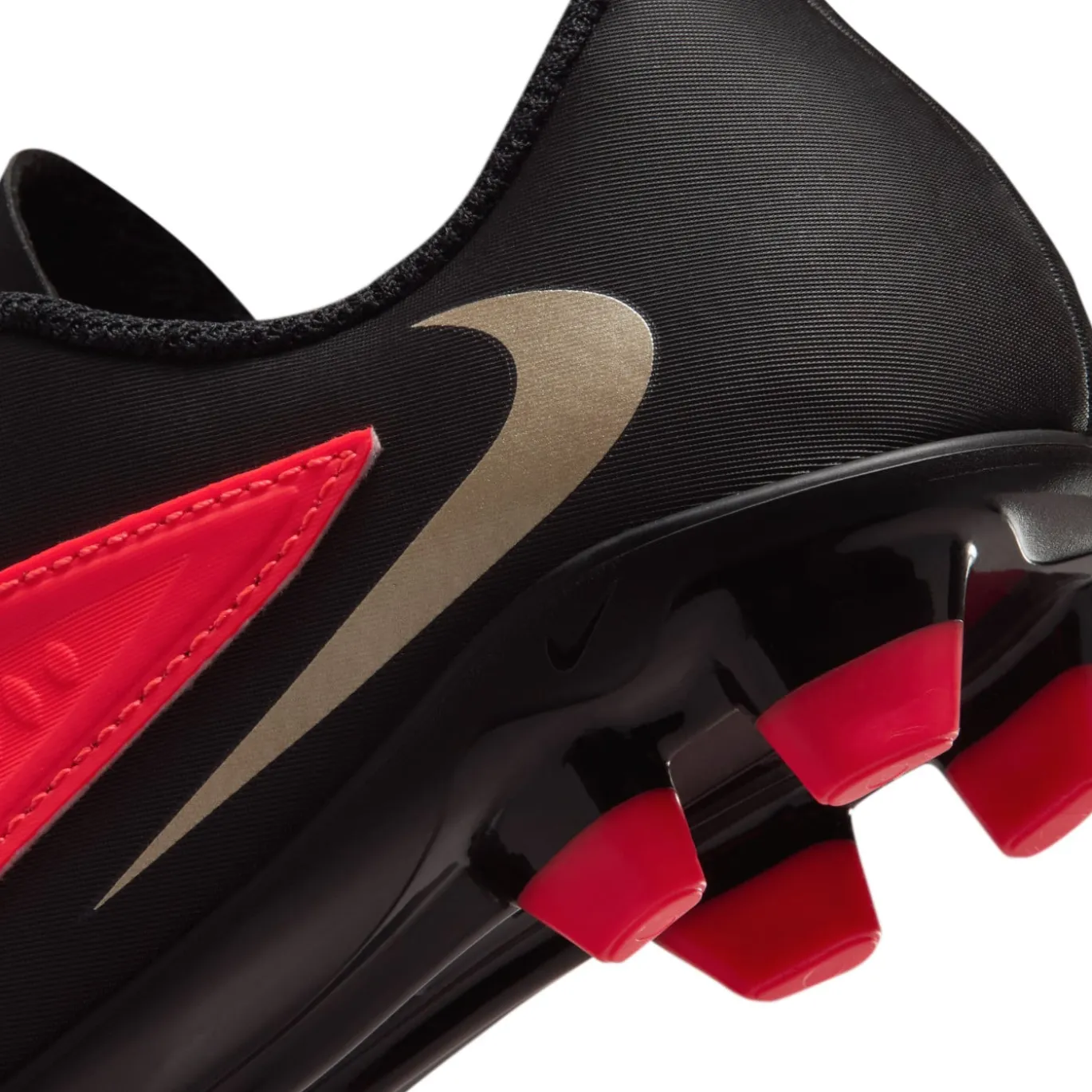 Nike Phantom 6 Low Club Gras / Kunstgras Voetbalschoenen (MG) Peuters/Kleuters Zwart Felrood Goud