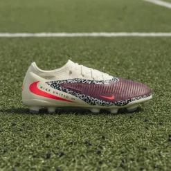Nike Phantom 6 Low Pro Gras / Kunstgras Voetbalschoenen (MG) Kids Gebroken Wit Bordeauxrood Rood