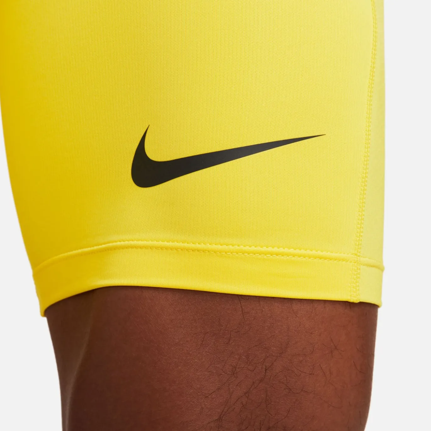 Nike Pro Dri-FIT Strike Slidingbroekje Geel