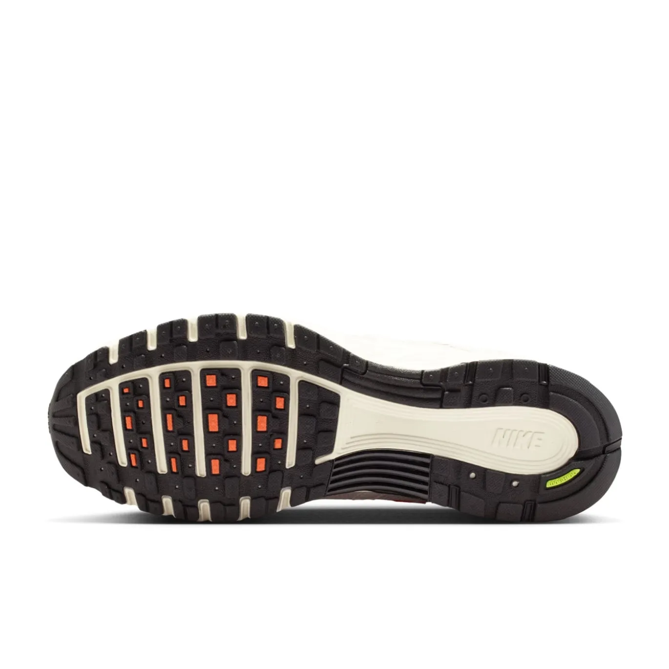 Nike P-6000 Sneakers Gebroken Wit Oranje Geel Zwart