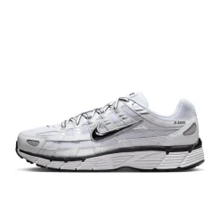 Nike P-6000 Sneakers Wit Metallic Silver Zwart