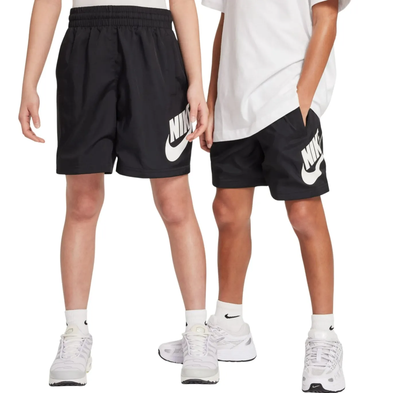 Nike Sportswear Club Broekje Woven Kids Zwart Wit
