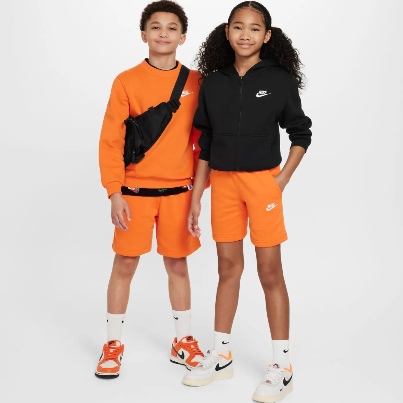 Nike Sportswear Club Fleece Broekje Kids Oranje Wit