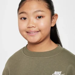 Nike Sportswear Club Fleece Crew Sweater Kids Olijfgroen Wit