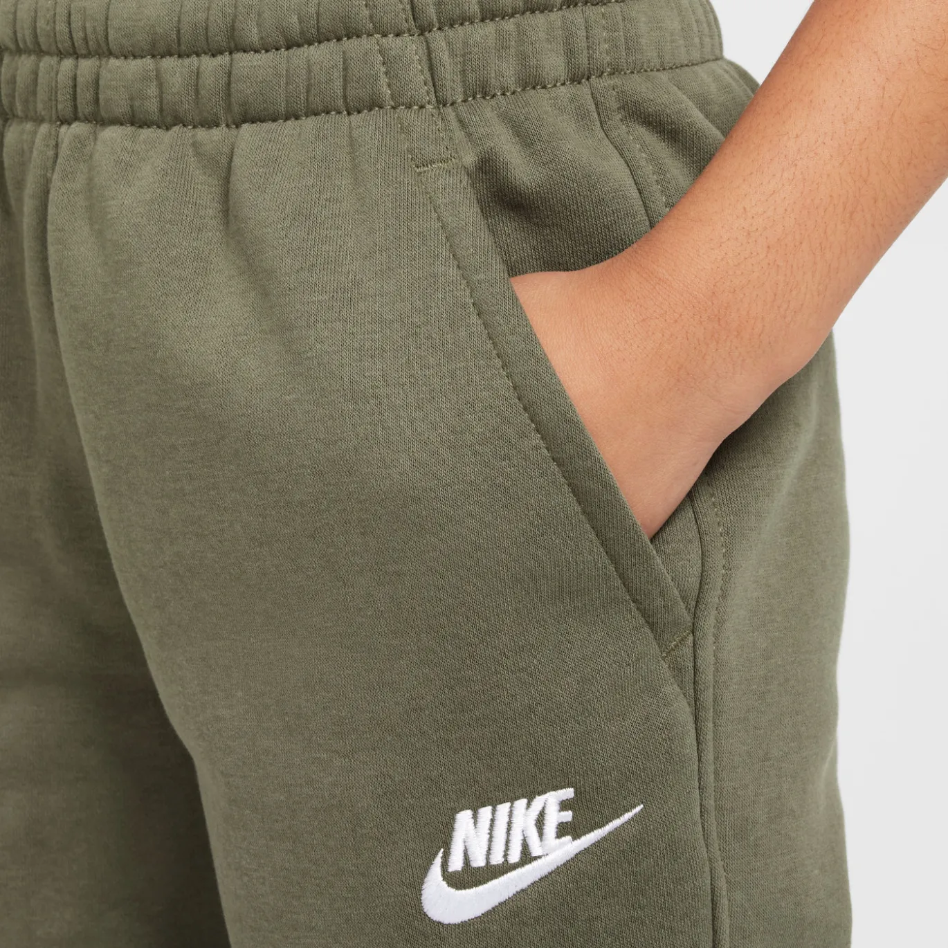 Nike Sportswear Club Fleece Crew Trainingspak Kids Olijfgroen Wit