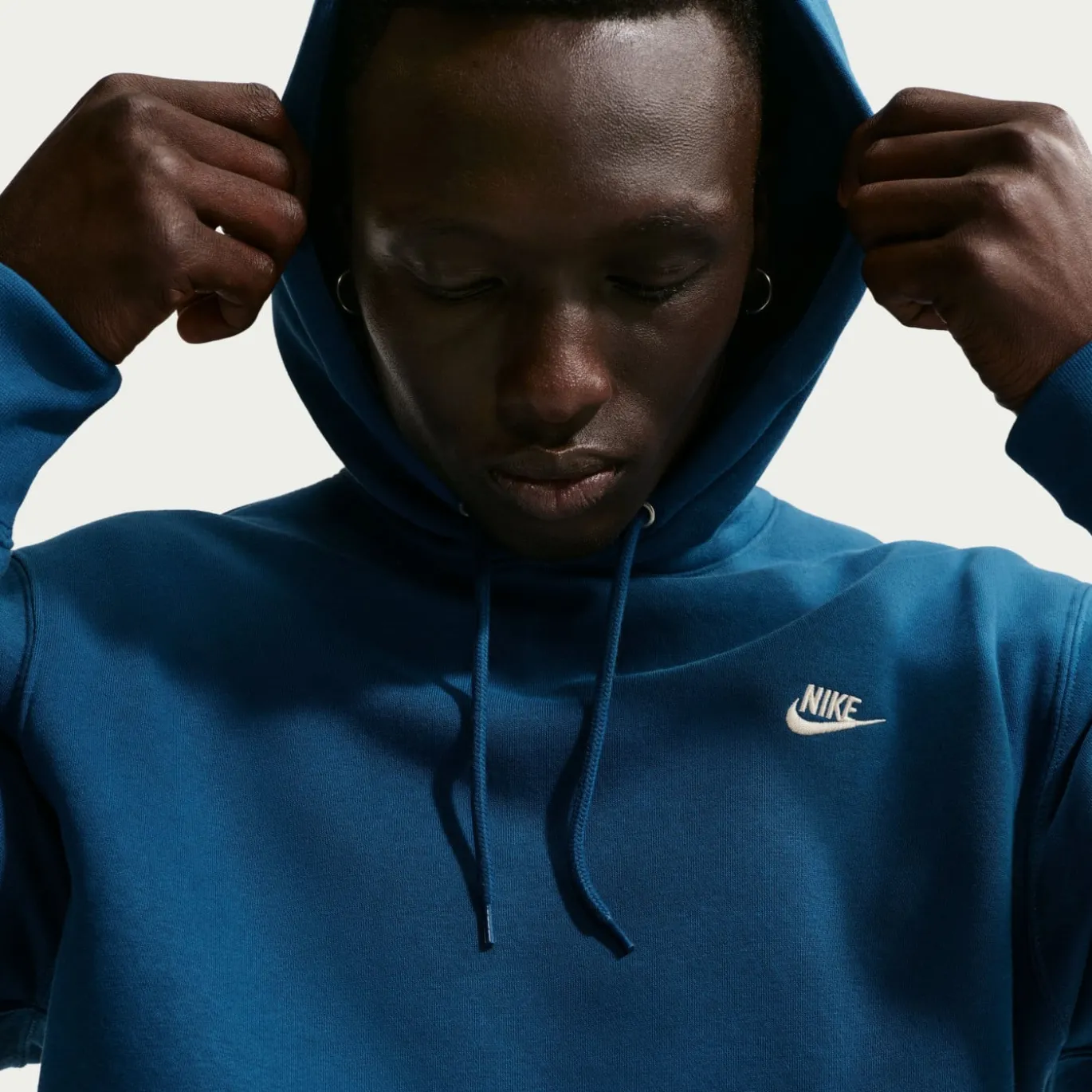 Nike Sportswear Club Fleece Hoodie Donkerblauw Lichtbeige