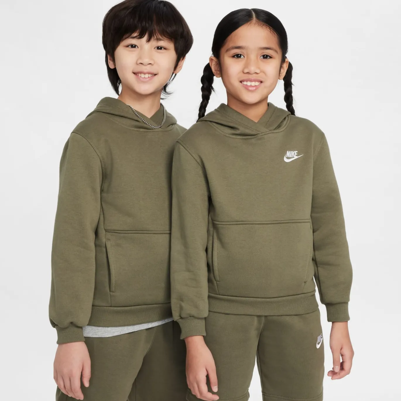 Nike Sportswear Club Fleece Hoodie Trainingspak Kids Olijfgroen Wit