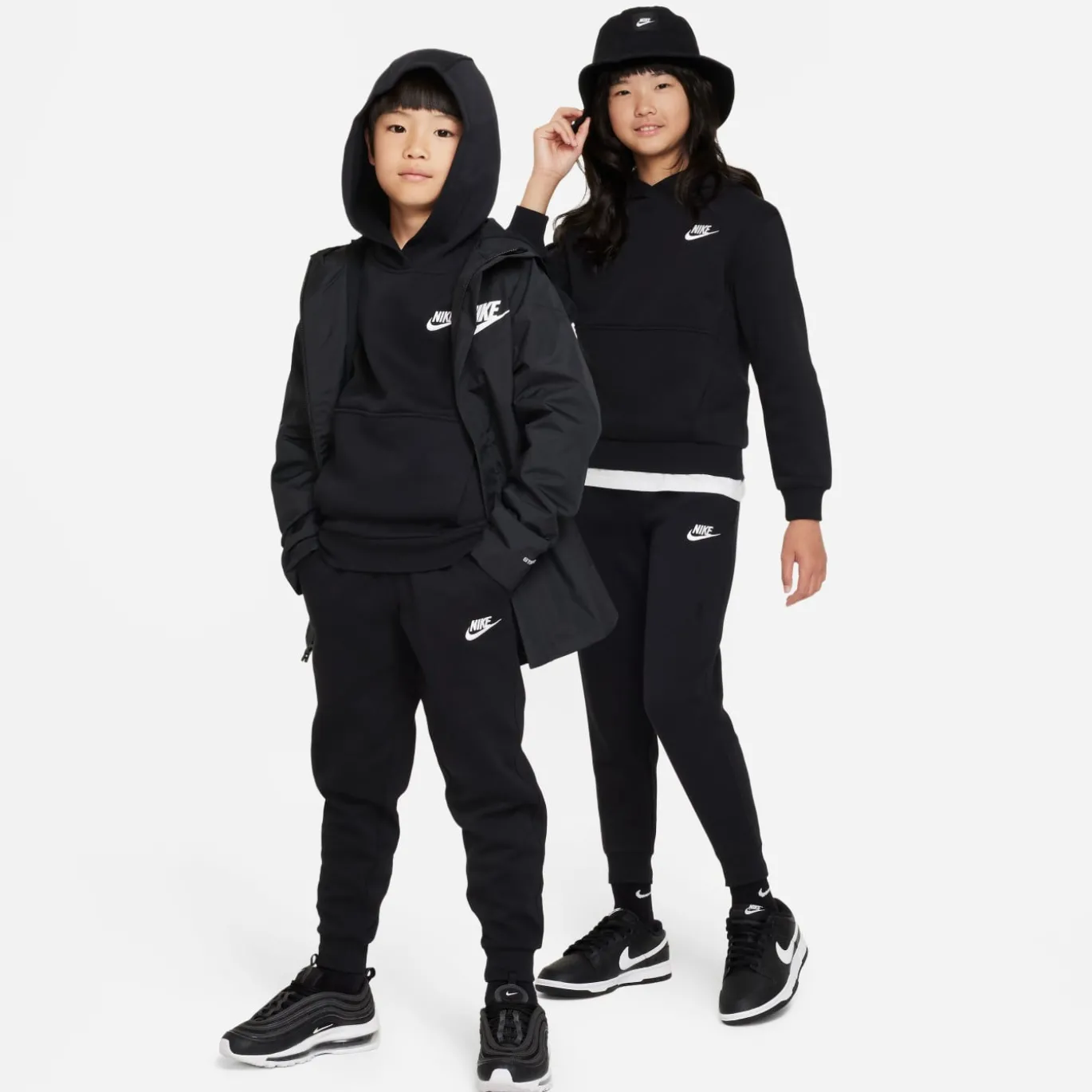 Nike Sportswear Club Fleece Hoodie Trainingspak Kids Zwart Wit