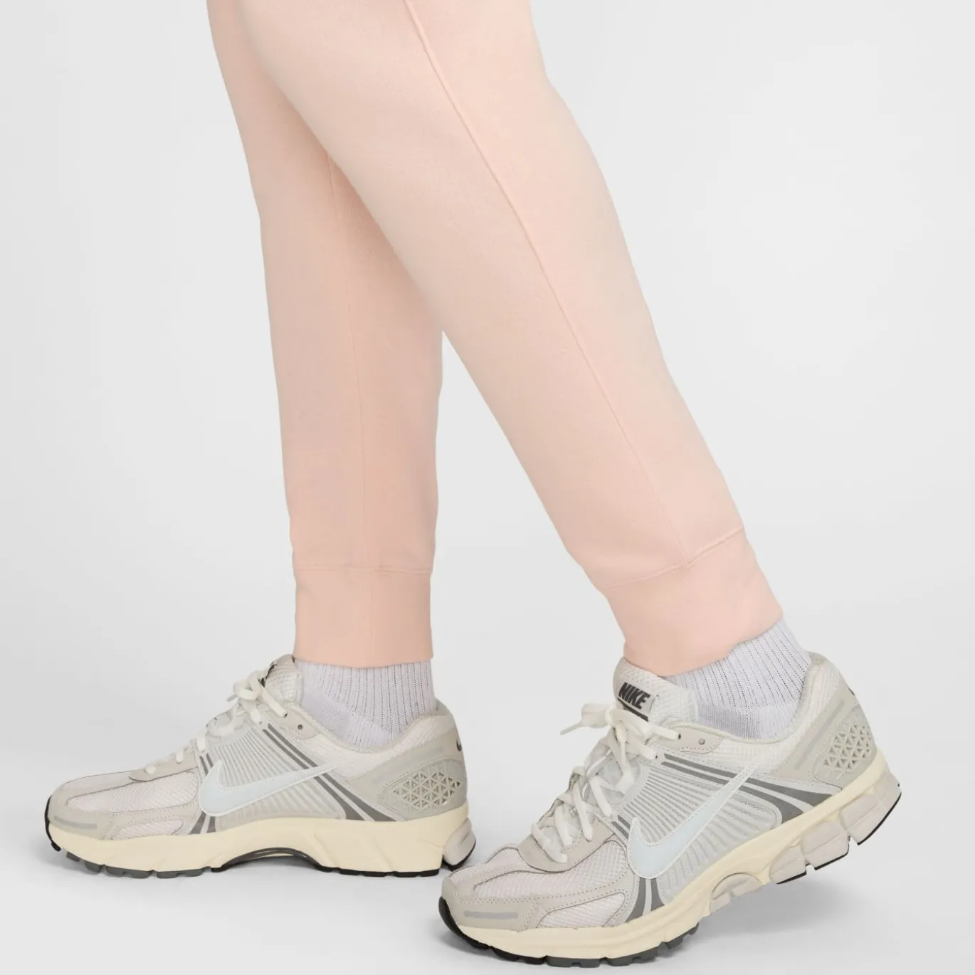 Nike Sportswear Club Fleece Joggingbroek Lichtroze Wit