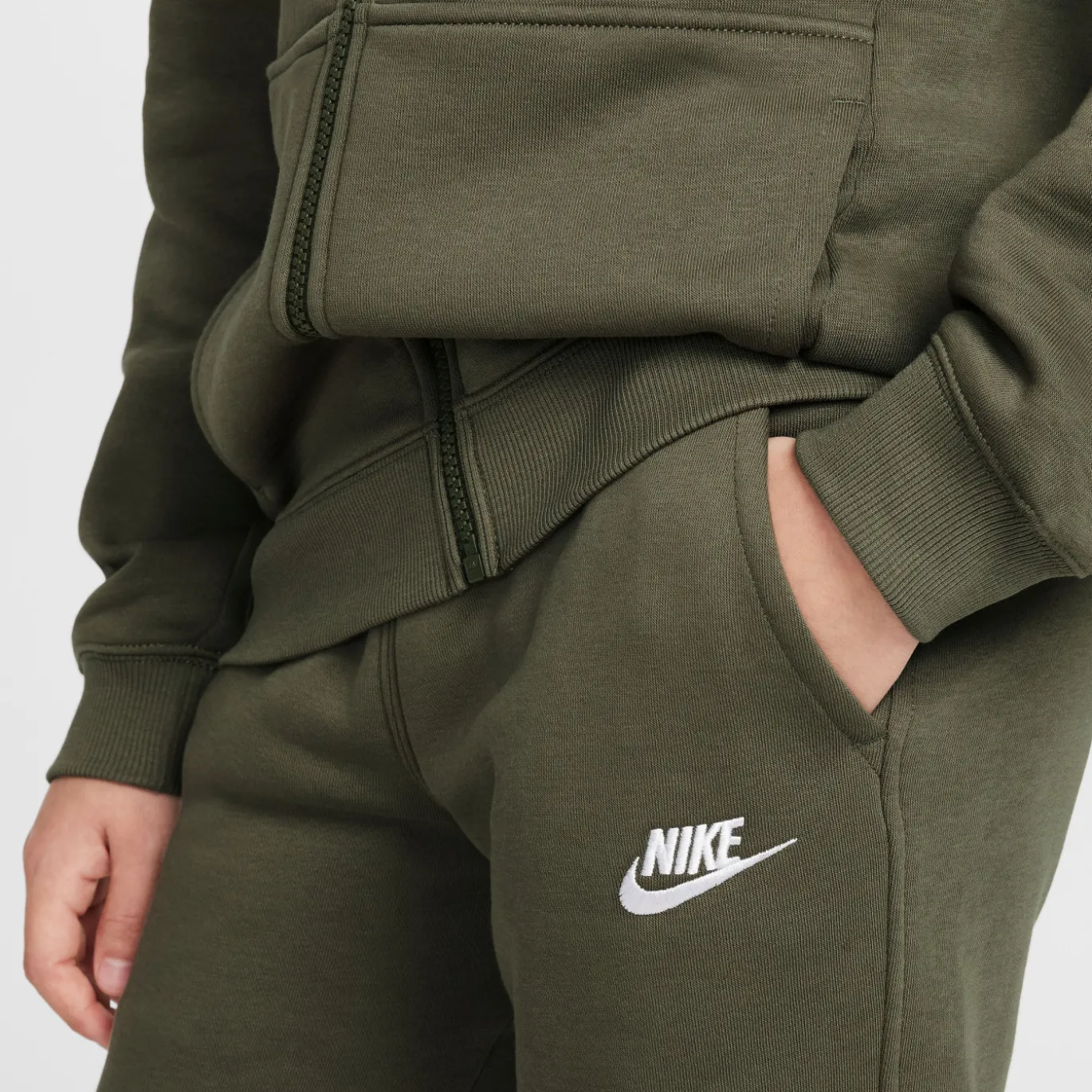 Nike Sportswear Club Fleece Trainingspak Full-Zip Hooded Kids Olijfgroen Wit