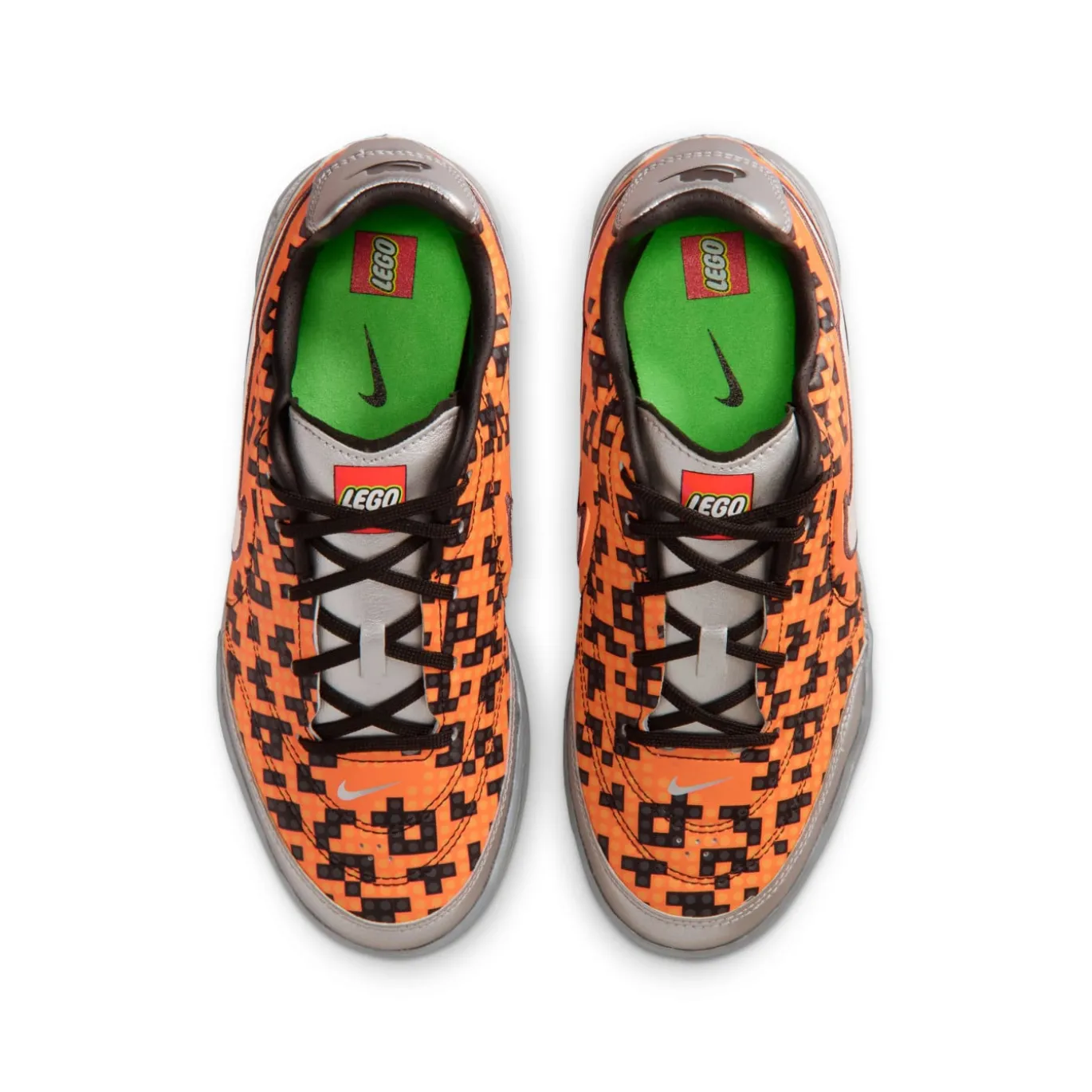 Nike Streetgato x LEGO® Straatvoetbalschoenen Kids Oranje Zwart Zilver