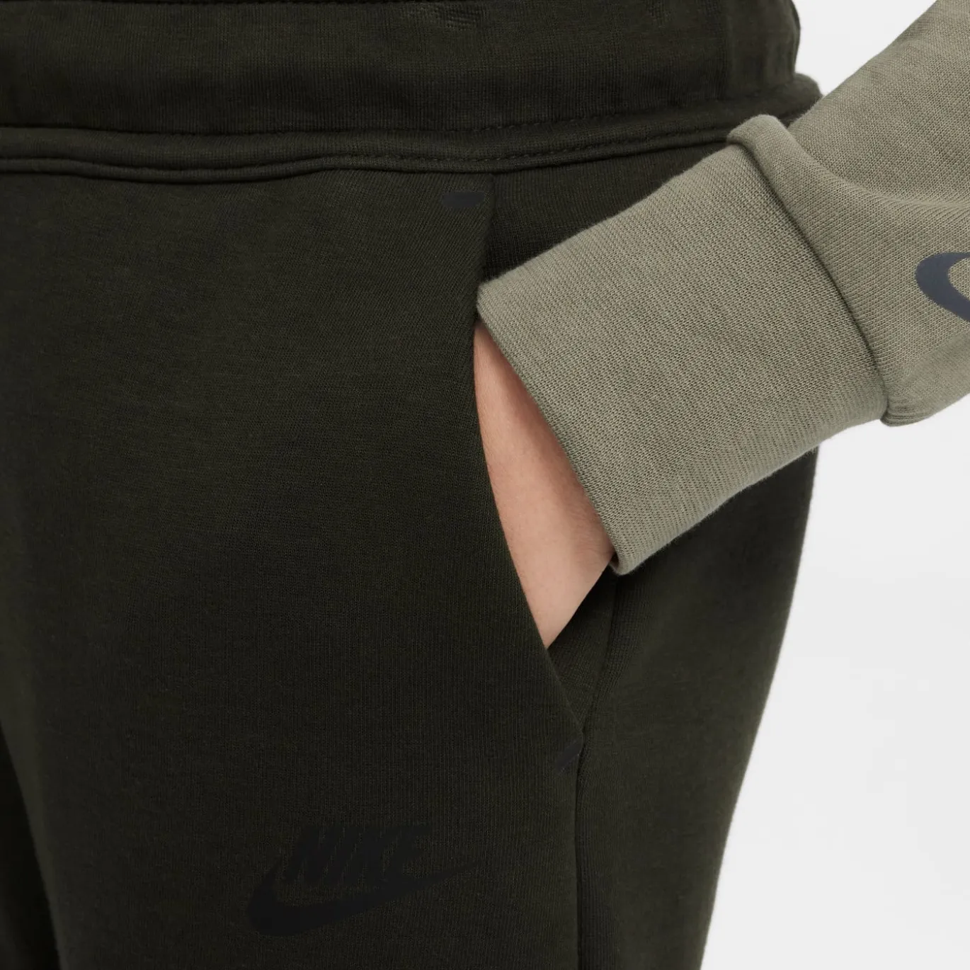 Nike Tech Fleece Sportswear Joggingbroek Kids Donkergroen Zwart