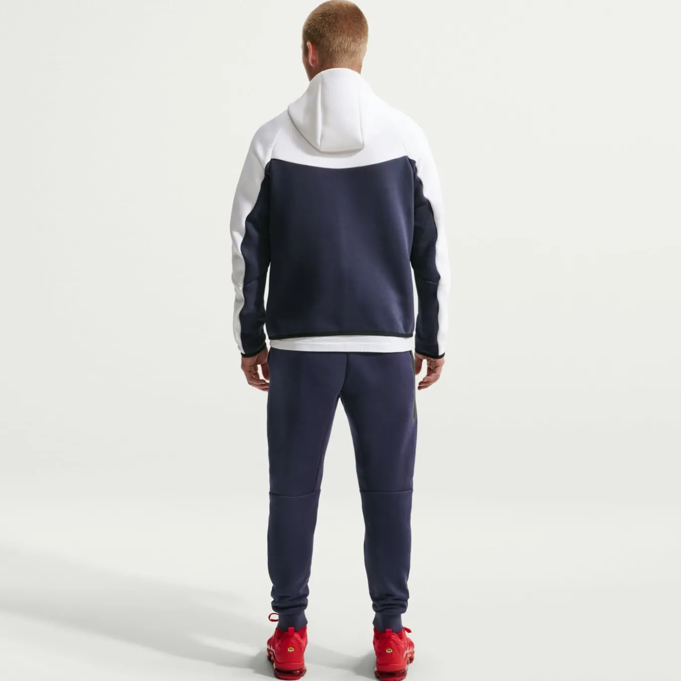 Nike Tech Fleece Sportswear Joggingbroek Donkerblauw Felrood