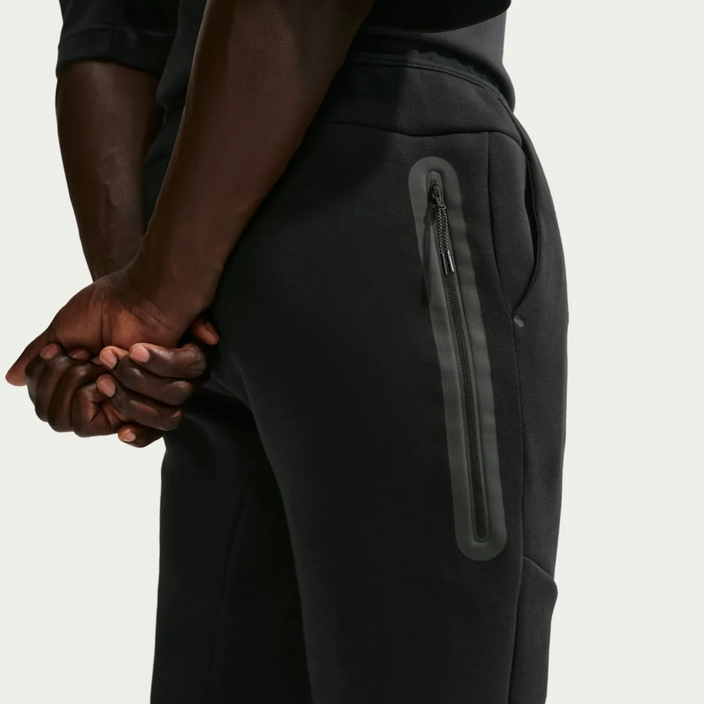 Nike Tech Fleece Sportswear Joggingbroek Zwart Felrood