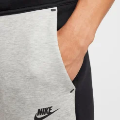 Nike Tech Fleece Sportswear Trainingspak Zwart Lichtgrijs