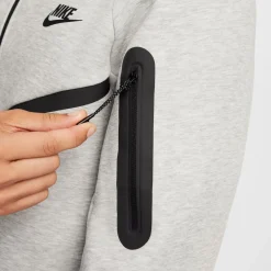 Nike Tech Fleece Sportswear Trainingspak Lichtgrijs Zwart