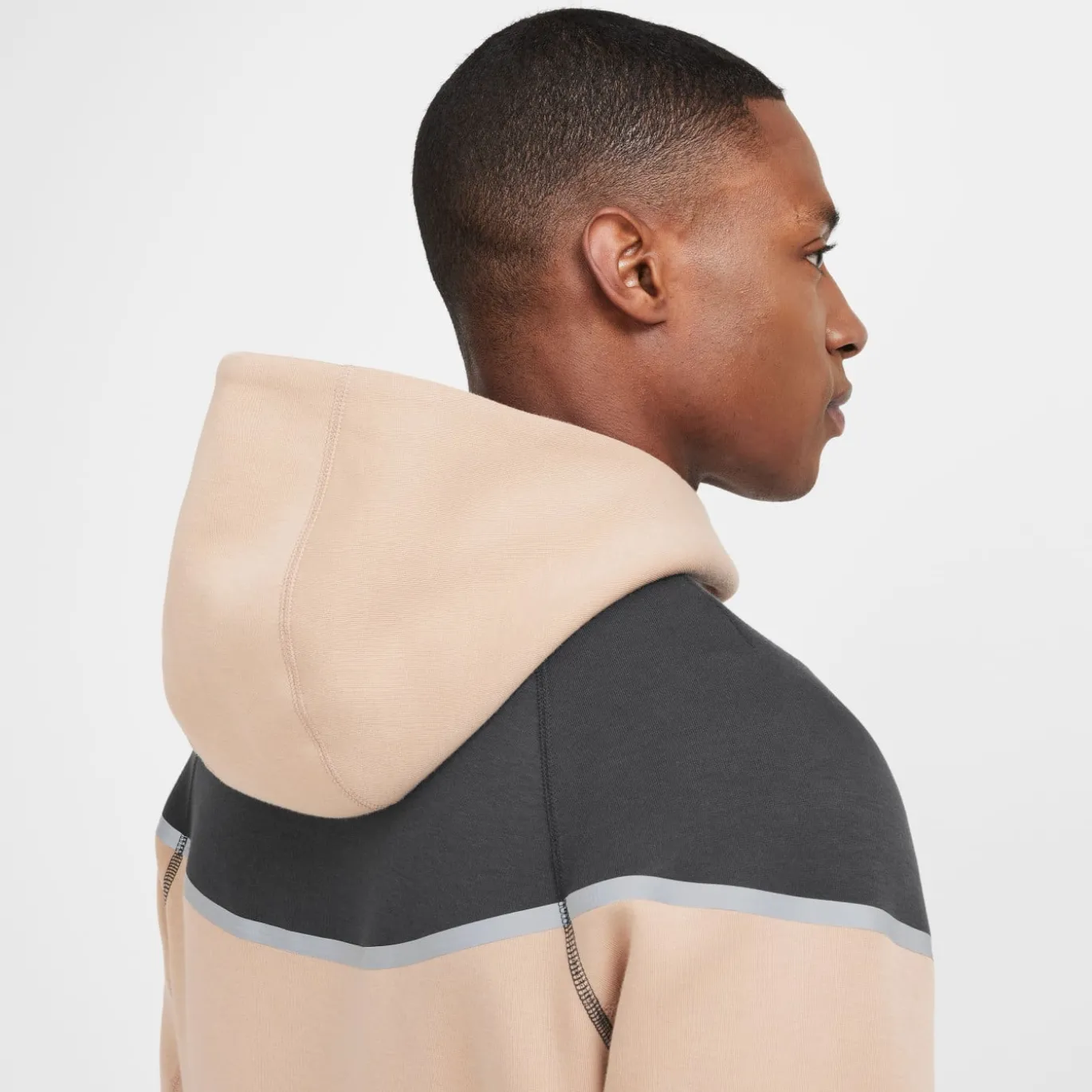 Nike Tech Fleece Sportswear Vest Beige Donkergrijs Zilver Zwart