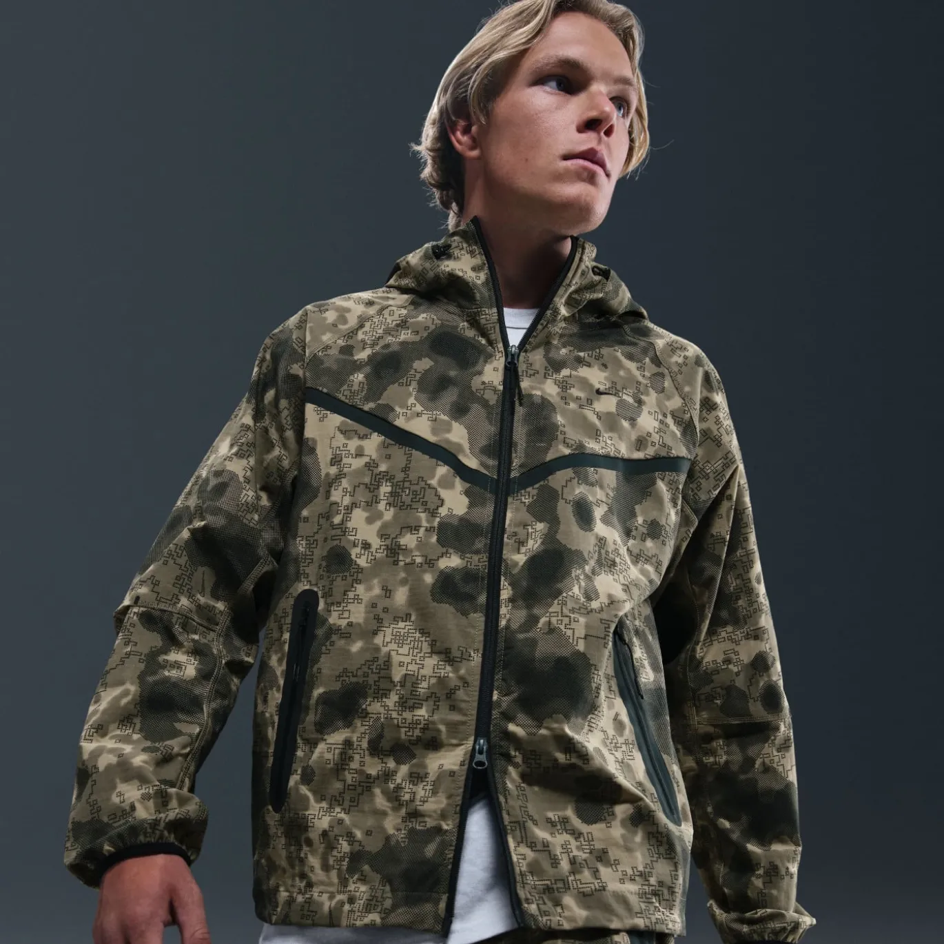 Nike Tech Sportswear Woven Jack Camo