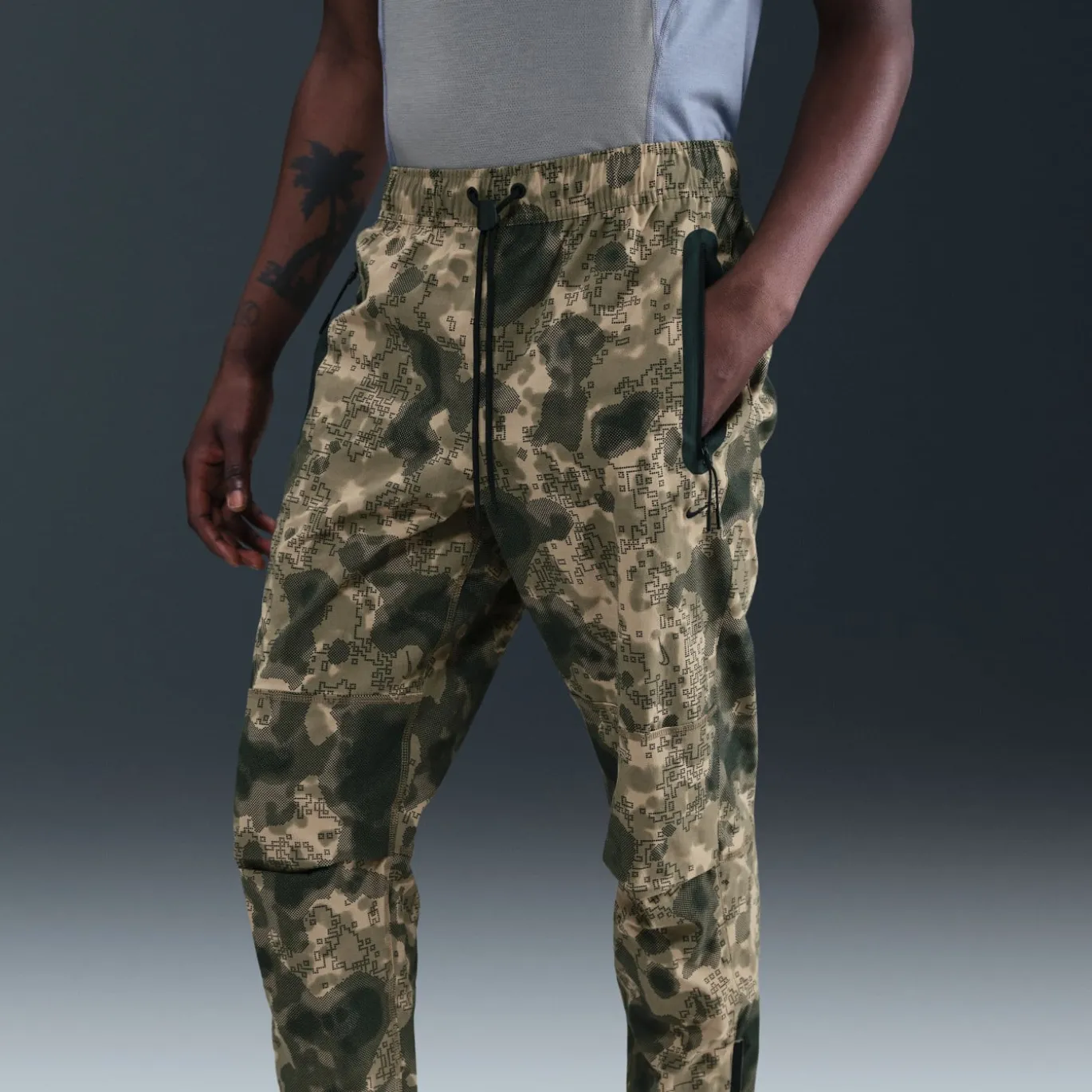 Nike Tech Sportswear Woven Trainingspak Full-Zip Camo